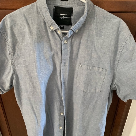 Lifetime button up - Picture 1 of 6